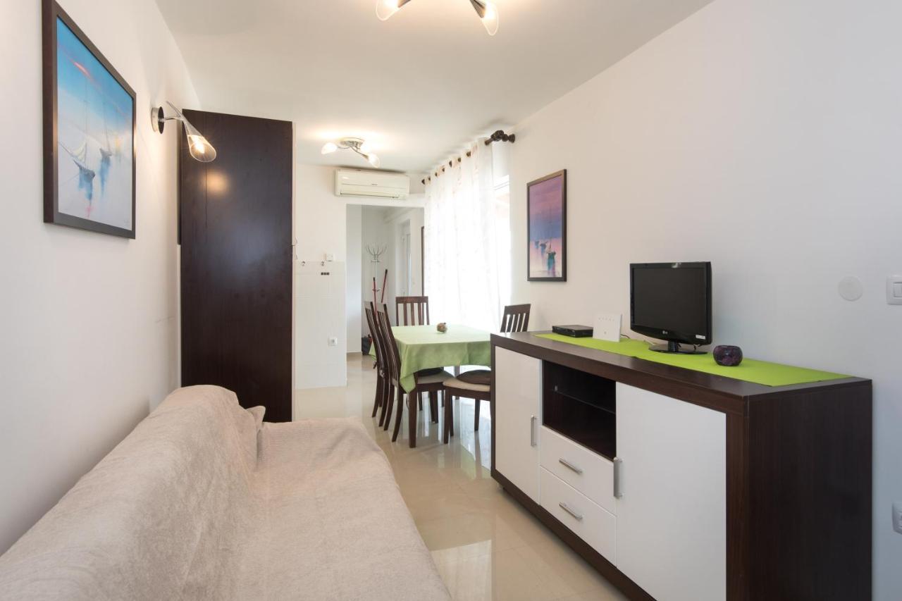 Apartments Darko Near The Sea บัชกา ภายนอก รูปภาพ